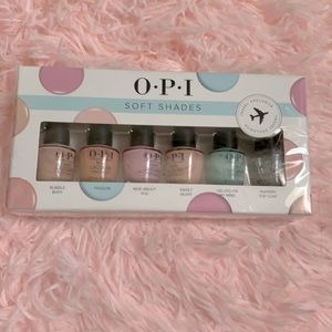 O.P.I. Soft shades, Travel set